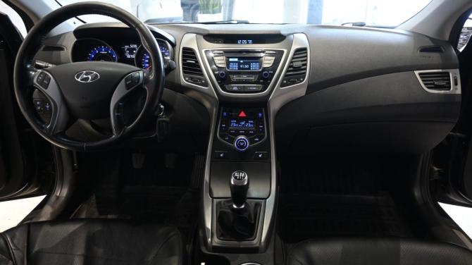 Hyundai Elantra V (MD) Рестайлинг с пробегом 2014 года, цена 1 135 000 рублей, 156738 км, седан, Автокод Объявления
