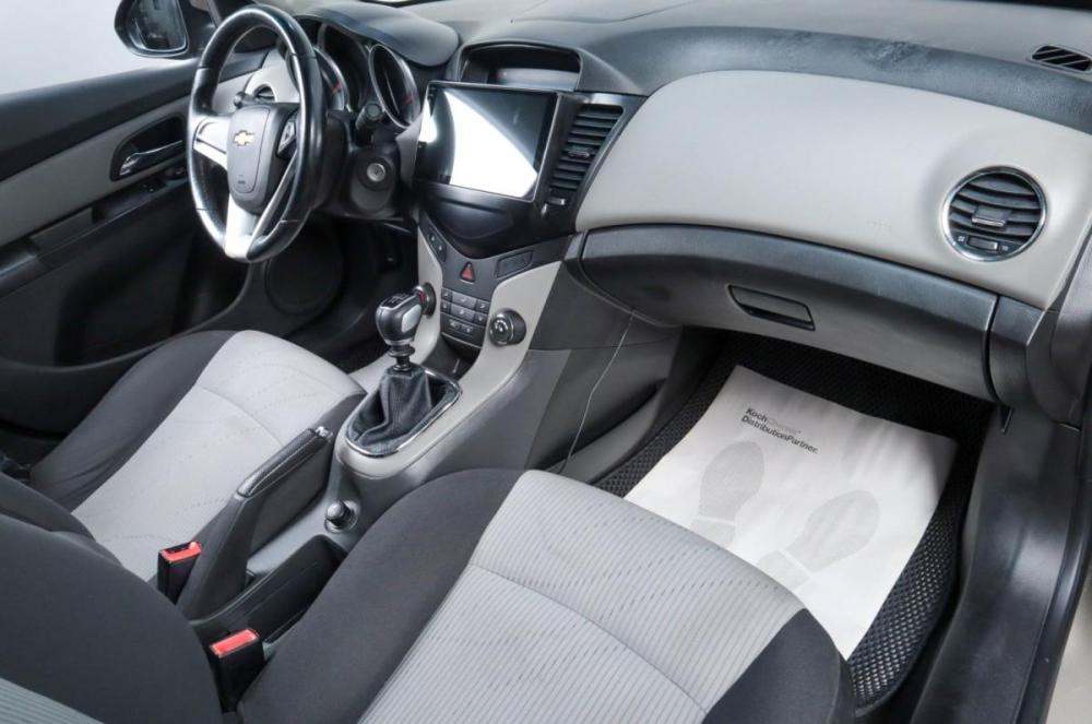 Chevrolet Cruze I Челябинск  - изображение 17