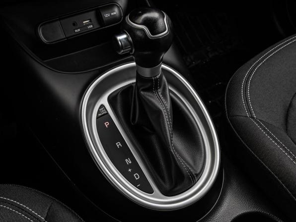 Kia Soul II Рестайлинг с пробегом 2018 года, цена 1 790 000 рублей, 33272 км, хэтчбек, Автокод Объявления