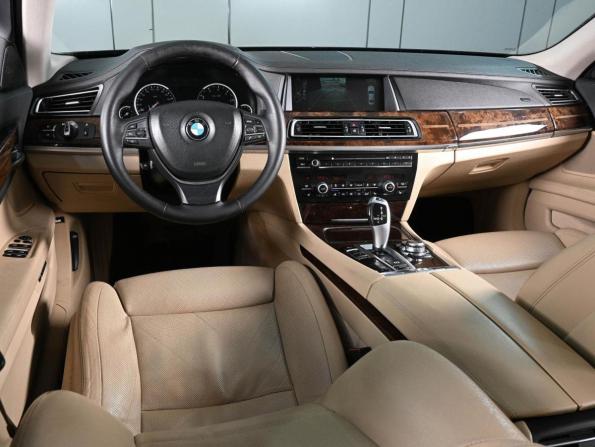 BMW 7 серии V (F01/F02/F04) Рестайлинг с пробегом 2013 года, цена 1 720 000 рублей, 262003 км, седан, Автокод Объявления