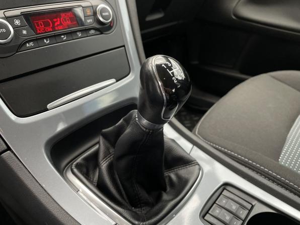 Ford Mondeo IV Рестайлинг с пробегом 2012 года, цена 995 000 рублей, 202837 км, седан, Автокод Объявления