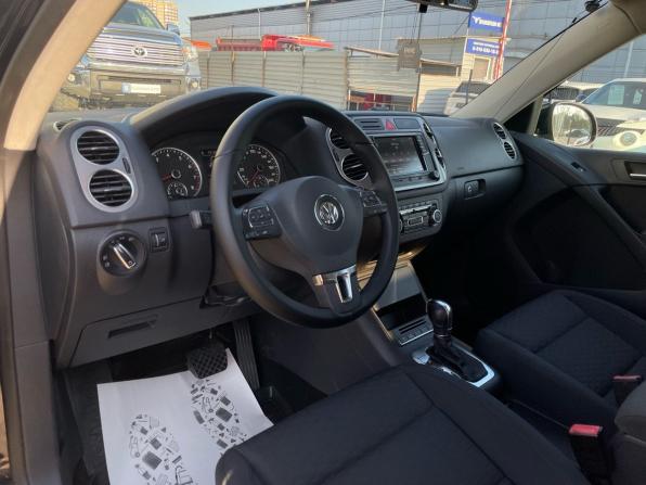Volkswagen Tiguan I с пробегом 2010 года, цена 1 037 000 рублей, 249271 км, внедорожник, Автокод Объявления