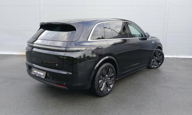 Li Auto (Lixiang) L7 I с пробегом 2023 года, цена 4 794 000 рублей, 112200 км, внедорожник, Автокод Объявления