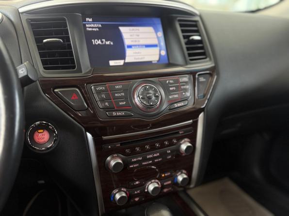 Nissan Pathfinder IV с пробегом 2015 года, цена 1 945 000 рублей, 105659 км, внедорожник, Автокод Объявления