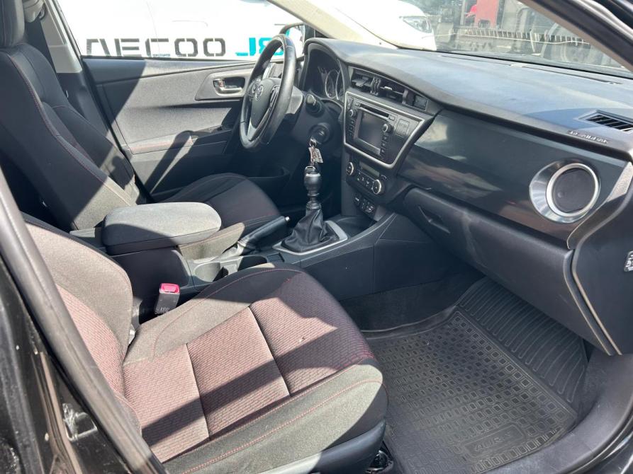 Toyota Auris II Череповец  - изображение 12