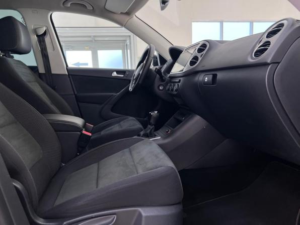 Volkswagen Tiguan I Рестайлинг с пробегом 2016 года, цена 1 530 000 рублей, 195150 км, внедорожник, Автокод Объявления