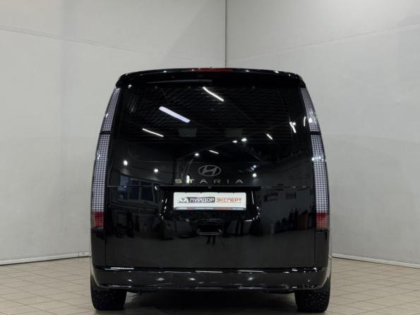 Hyundai Staria I с пробегом 2024 года, цена 6 720 000 рублей, 68813 км, минивэн, Автокод Объявления