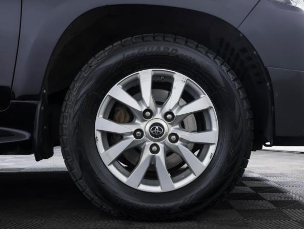 Toyota Land Cruiser 200 Series Рестайлинг 2 с пробегом 2015 года, цена 5 030 000 рублей, 207645 км, внедорожник, Автокод Объявления