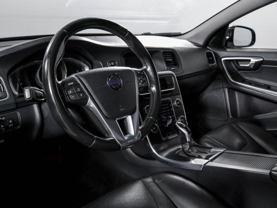 Volvo V60 Cross Country I Москва  - изображение 15