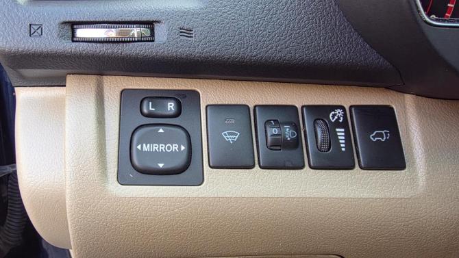 Toyota Highlander II (XU40) Рестайлинг с пробегом 2011 года, цена 1 799 000 рублей, 242500 км, внедорожник, Автокод Объявления