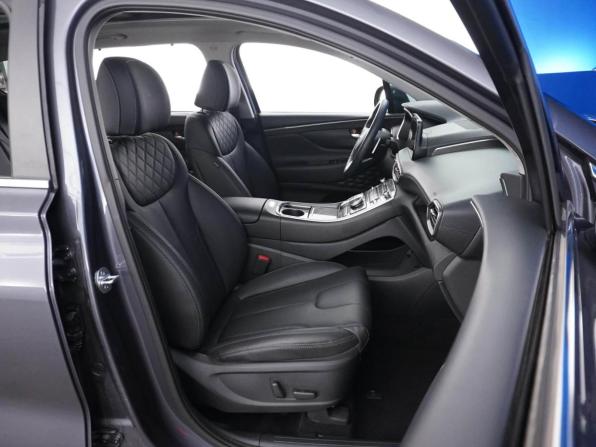 Hyundai Santa Fe IV Рестайлинг с пробегом 2023 года, цена 4 849 046 рублей, 9224 км, внедорожник, Автокод Объявления
