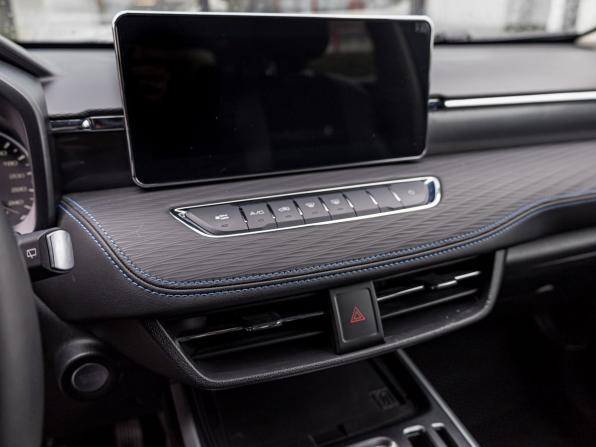 Haval Jolion I Рестайлинг с пробегом 2024 года, цена 2 252 596 рублей, 19000 км, внедорожник, Автокод Объявления