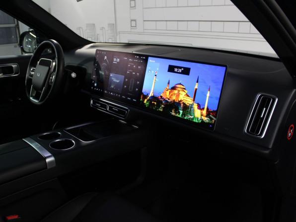 Li Auto (Lixiang) L9 I с пробегом 2023 года, цена 6 400 000 рублей, 56000 км, внедорожник, Автокод Объявления