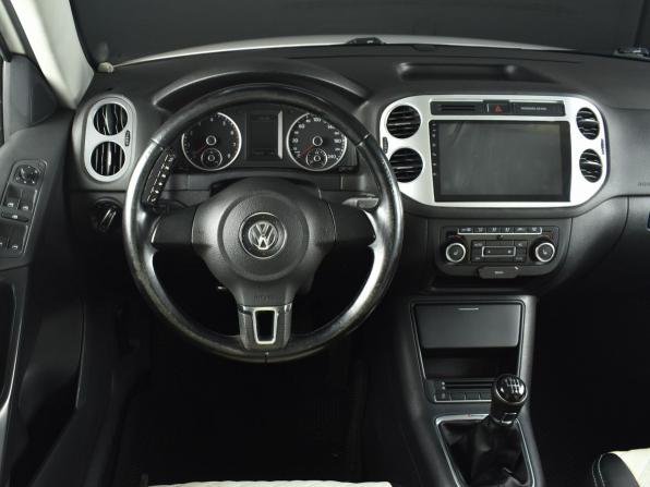 Volkswagen Tiguan I Рестайлинг с пробегом 2012 года, цена 1 099 999 рублей, 279412 км, внедорожник, Автокод Объявления