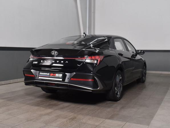 Hyundai Elantra VII (CN7) Рестайлинг с пробегом 2025 года, цена 2 499 995 рублей, 38 км, седан, Автокод Объявления