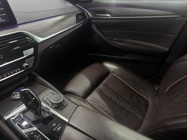 BMW 5 серии VII (G30/G31/G38) Рестайлинг с пробегом 2021 года, цена 6 200 000 рублей, 112000 км, седан, Автокод Объявления