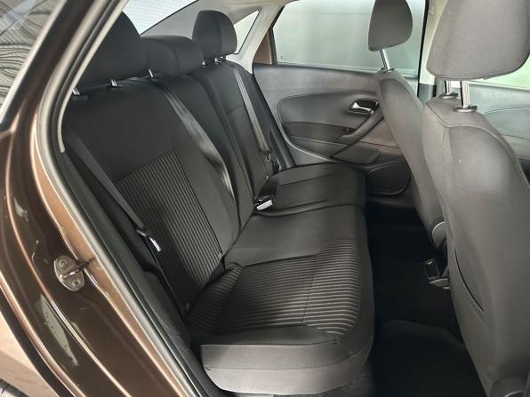 Volkswagen Polo V с пробегом 2015 года, цена 958 000 рублей, 143617 км, седан, Автокод Объявления
