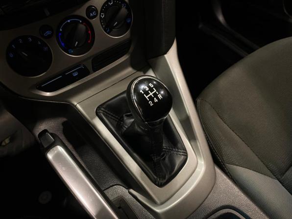 Ford Focus III с пробегом 2012 года, цена 730 000 рублей, 198828 км, седан, Автокод Объявления