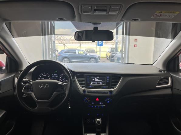 Hyundai Solaris I Рестайлинг с пробегом 2017 года, цена 1 240 000 рублей, 100000 км, седан, Автокод Объявления
