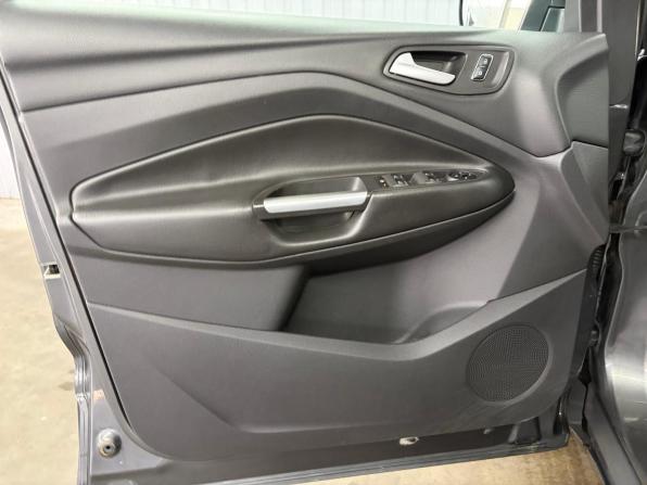 Ford Kuga II с пробегом 2016 года, цена 1 197 000 рублей, 241991 км, внедорожник, Автокод Объявления