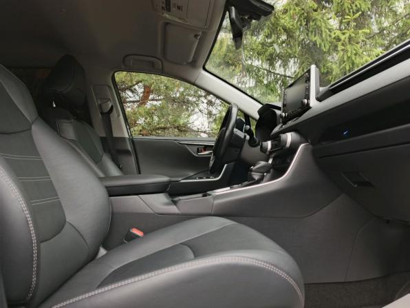 Toyota RAV4 V (XA50) с пробегом 2022 года, цена 3 350 000 рублей, 105773 км, внедорожник, Автокод Объявления