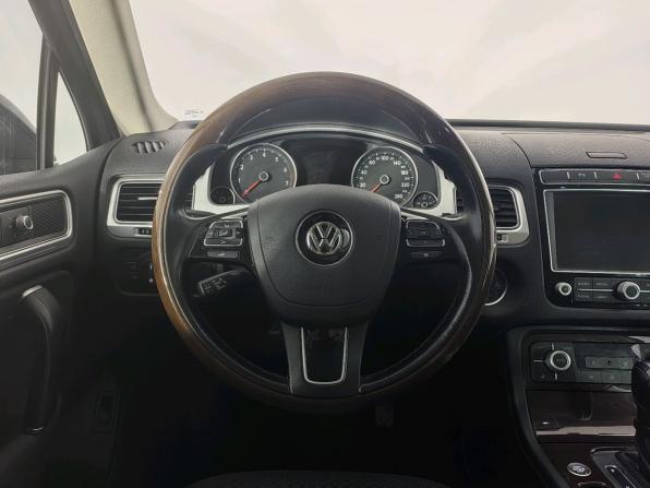 Volkswagen Touareg II Рестайлинг с пробегом 2015 года, цена 2 139 000 рублей, 151000 км, внедорожник, Автокод Объявления