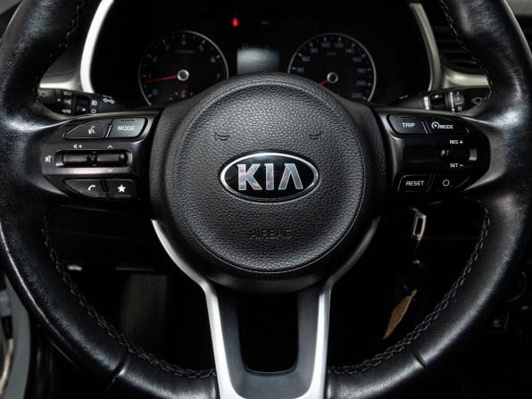 Kia Rio IV Рестайлинг с пробегом 2020 года, цена 1 748 000 рублей, 68531 км, седан, Автокод Объявления