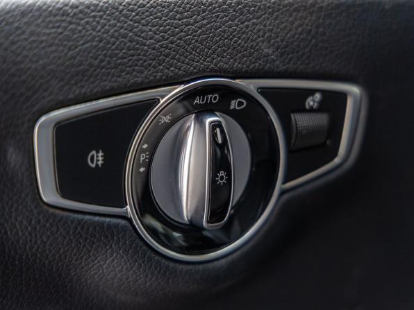Mercedes-Benz E-Класс V (W213 S213 C238) Рестайлинг с пробегом 2021 года, цена 4 998 000 рублей, 48195 км, седан, Автокод Объявления