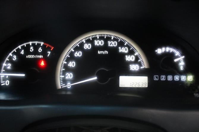 Toyota Ipsum II (M20) с пробегом 2002 года, цена 698 000 рублей, 123000 км, минивэн, Автокод Объявления