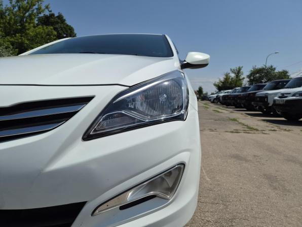 Hyundai Solaris I Рестайлинг с пробегом 2016 года, цена 1 100 000 рублей, 130953 км, хэтчбек, Автокод Объявления