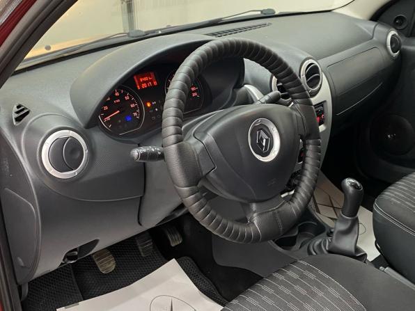 Renault Logan I Рестайлинг с пробегом 2013 года, цена 510 000 рублей, 84801 км, седан, Автокод Объявления