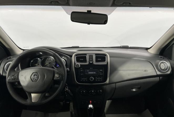 Renault Logan II с пробегом 2018 года, цена 799 000 рублей, 174241 км, седан, Автокод Объявления