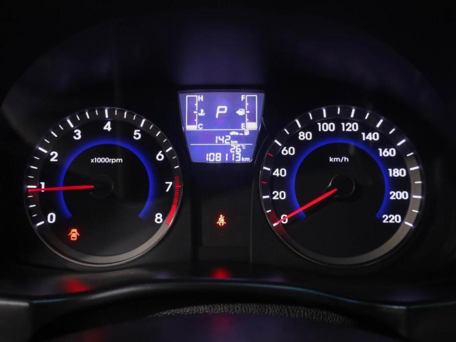 Hyundai Solaris I Рестайлинг Ростов-на-Дону  - изображение 15
