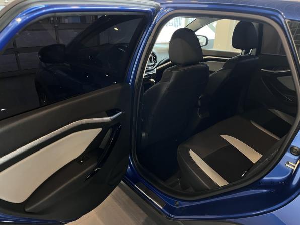 Lada (ВАЗ) Vesta I с пробегом 2021 года, цена 1 116 000 рублей, 159587 км, универсал, Автокод Объявления