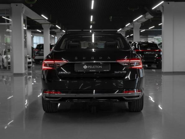 Skoda Superb III Рестайлинг с пробегом 2025 года, цена 3 250 000 рублей, 55 км, лифтбек, Автокод Объявления