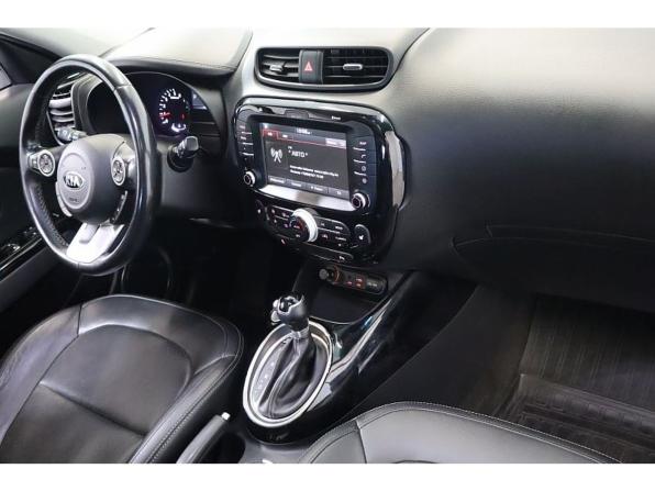 Kia Soul II Рестайлинг с пробегом 2018 года, цена 1 693 400 рублей, 85434 км, хэтчбек, Автокод Объявления