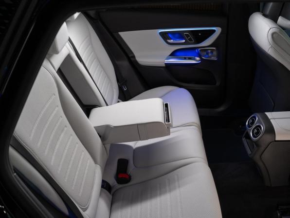 Новый Mercedes-Benz GLC II (X254) 2026 года, цена 9 890 000 рублей, внедорожник, Автокод Объявления