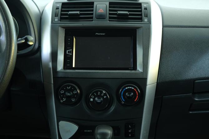 Toyota Corolla X (E140 E150) Рестайлинг с пробегом 2012 года, цена 1 049 000 рублей, 299100 км, седан, Автокод Объявления