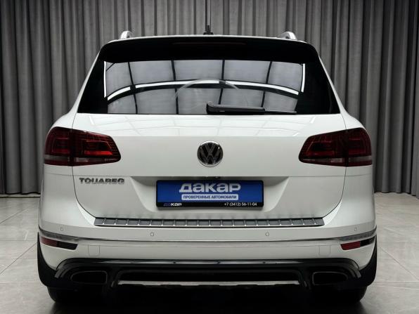 Volkswagen Touareg II Рестайлинг с пробегом 2016 года, цена 2 599 000 рублей, 223607 км, внедорожник, Автокод Объявления