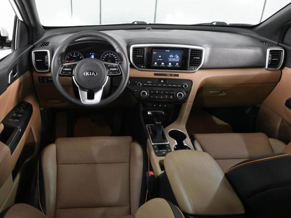 Kia Sportage IV Рестайлинг с пробегом 2018 года, цена 2 199 000 рублей, 192853 км, внедорожник, Автокод Объявления