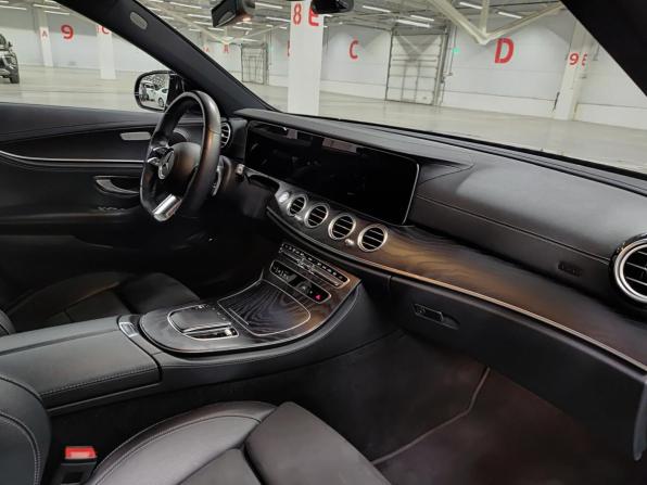 Mercedes-Benz E-Класс V (W213 S213 C238) Рестайлинг с пробегом 2020 года, цена 4 410 000 рублей, 61938 км, седан, Автокод Объявления