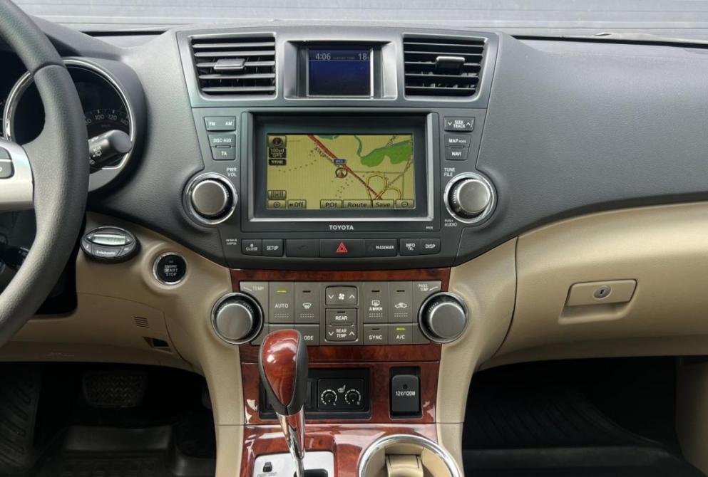 Toyota Highlander II (XU40) Рестайлинг Красноярск  - изображение 16
