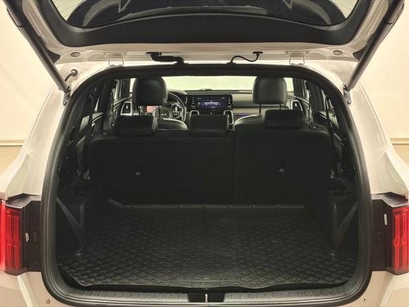 Kia Sorento IV с пробегом 2022 года, цена 3 688 000 рублей, 140226 км, внедорожник, Автокод Объявления