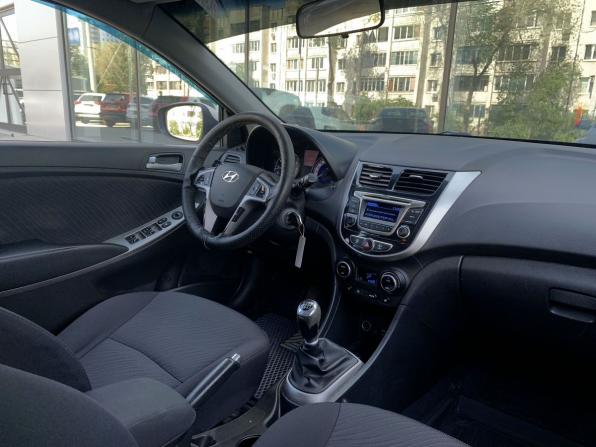 Hyundai Solaris I Рестайлинг с пробегом 2016 года, цена 1 073 000 рублей, 85186 км, седан, Автокод Объявления