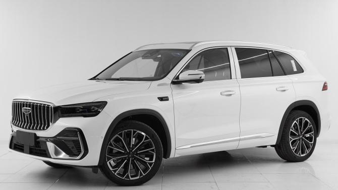 Geely Monjaro I Рестайлинг 2 с пробегом 2025 года, цена 4 350 000 рублей, 58 км, внедорожник, Автокод Объявления