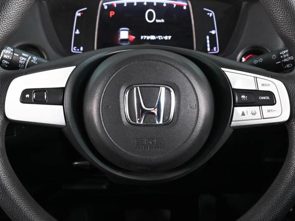 Honda Fit IV с пробегом 2021 года, цена 1 399 000 рублей, 72032 км, хэтчбек, Автокод Объявления