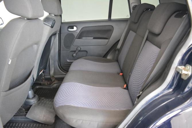 Ford Fusion I Рестайлинг с пробегом 2007 года, цена 379 000 рублей, 211000 км, хэтчбек, Автокод Объявления