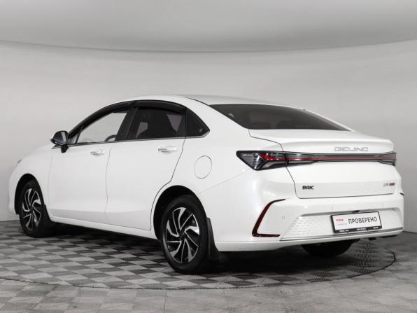 BAIC U5 Plus с пробегом 2023 года, цена 1 249 000 рублей, 32113 км, седан, Автокод Объявления