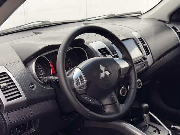 Mitsubishi Outlander II с пробегом 2008 года, цена 1 199 000 рублей, 189506 км, внедорожник, Автокод Объявления