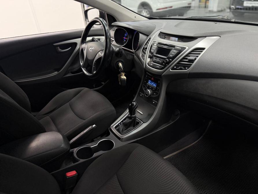 Hyundai Elantra V (MD) Рестайлинг Казань  - изображение 18